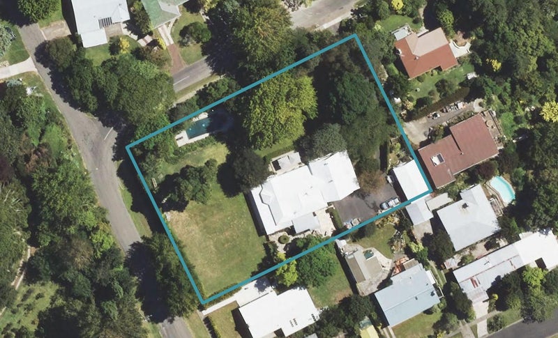 12 Graham Road, Inner Kaiti, Gisborne - Carousel 1