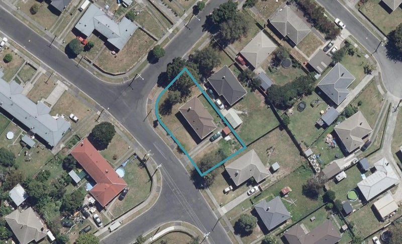 16 Spenser Road, Enderley, Hamilton - Carousel 1