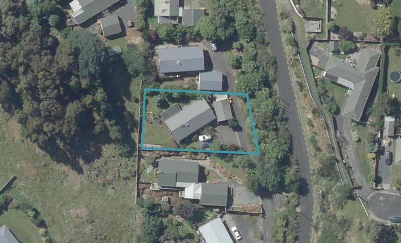 24 Matthew Street, Abbotsford, Dunedin - Carousel 1