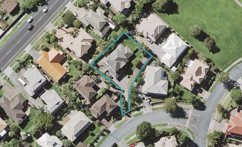 7 Belgate Place, Somerville, Auckland - Carousel 1