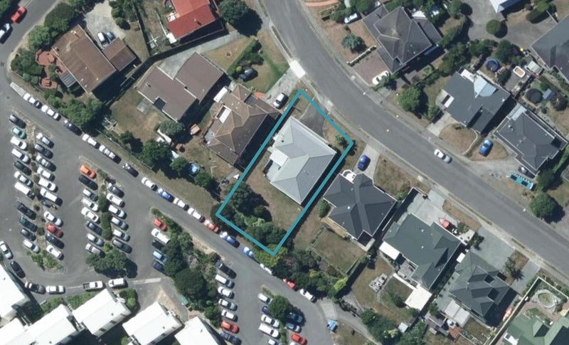 16 Halladale Road, Papakowhai, Porirua - Carousel 1