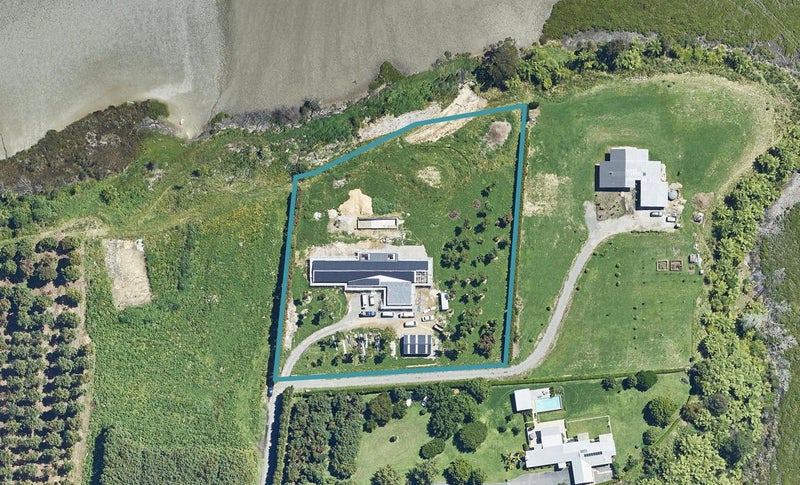 76F Gill Lane, Te Puna, Tauranga - Carousel 1