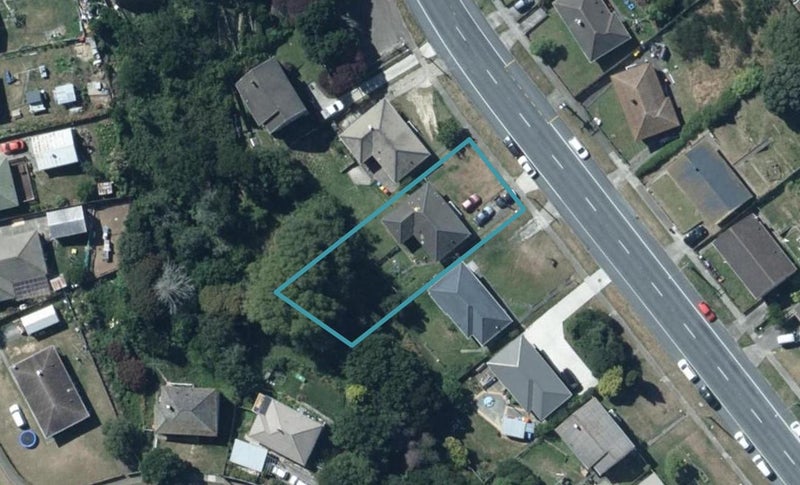 158 Champion Street, Cannons Creek, Porirua - Carousel 1