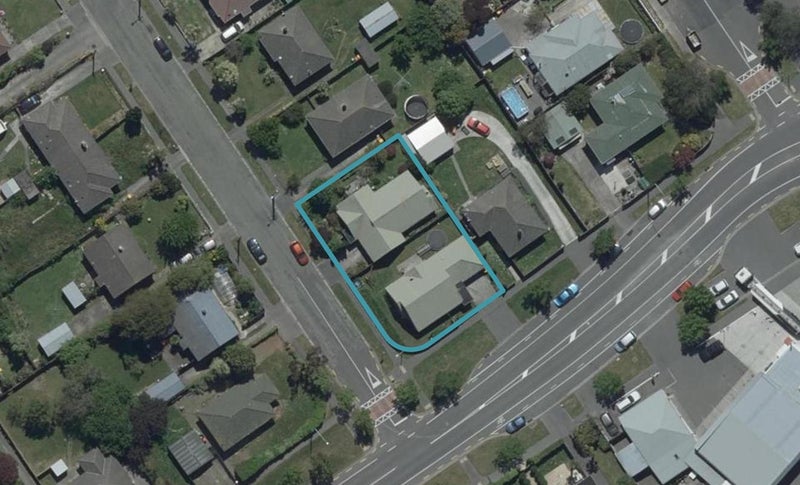 2 Pitcairn Crescent, Bryndwr, Christchurch - Carousel 1