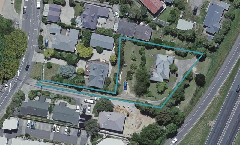18A Middleton Road, Johnsonville, Wellington - Carousel 1