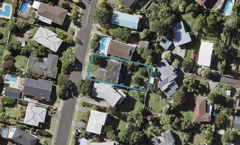 13 Ravenwood Drive, Forrest Hill, Auckland - Carousel 1