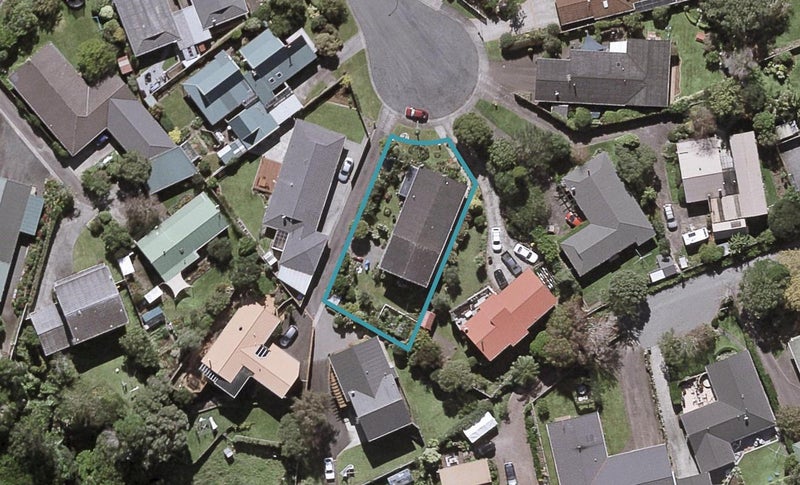 20 John Guthrie Place, Merrilands, New Plymouth - Carousel 1