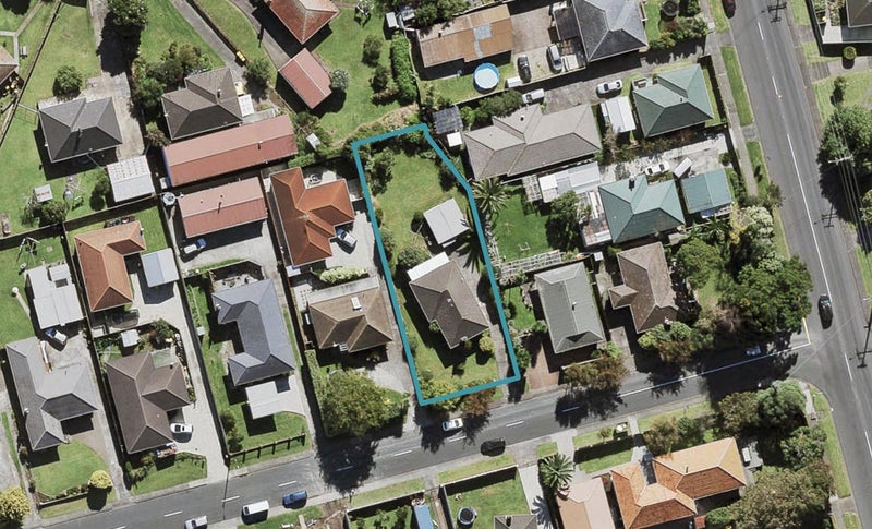 3 Moor Avenue, Te Atatu Peninsula, Auckland - Carousel 1