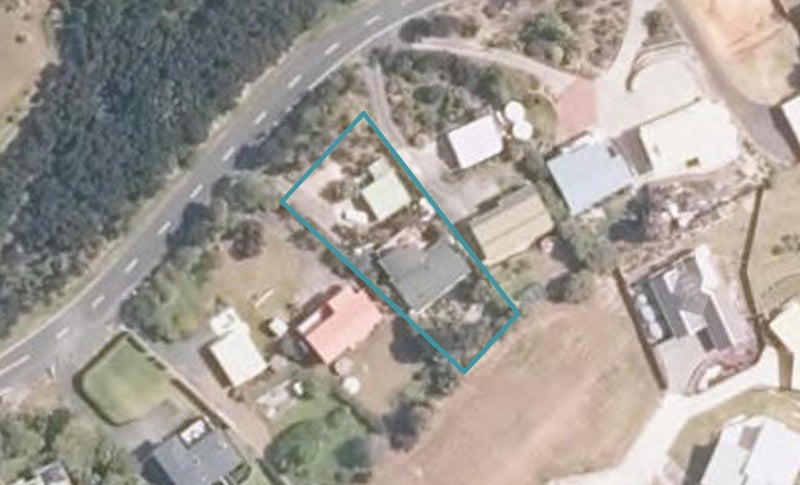 10 Bay View Road, Cable Bay, Cable Bay - Carousel 1