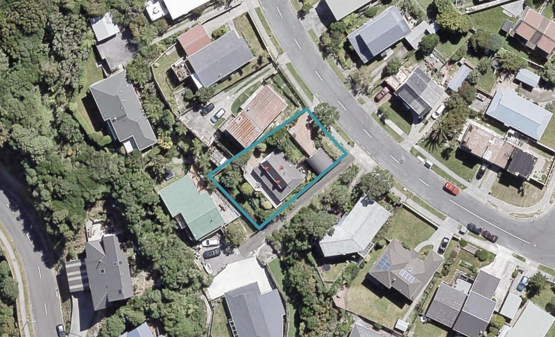 50 Cypress Drive, Maungaraki, Lower Hutt - Carousel 1