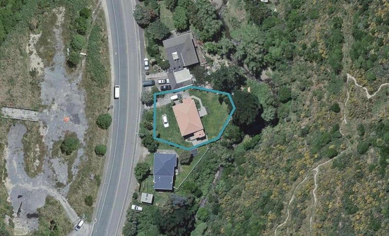 200 Happy Valley Road, Owhiro Bay, Wellington - Carousel 1