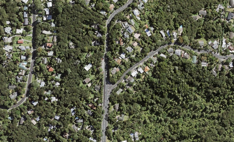 241 Godley Road, Titirangi, Auckland - Carousel 1