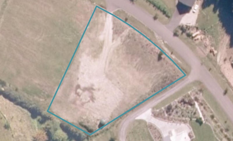 38 Stewart Glen, Taupo - Carousel 1