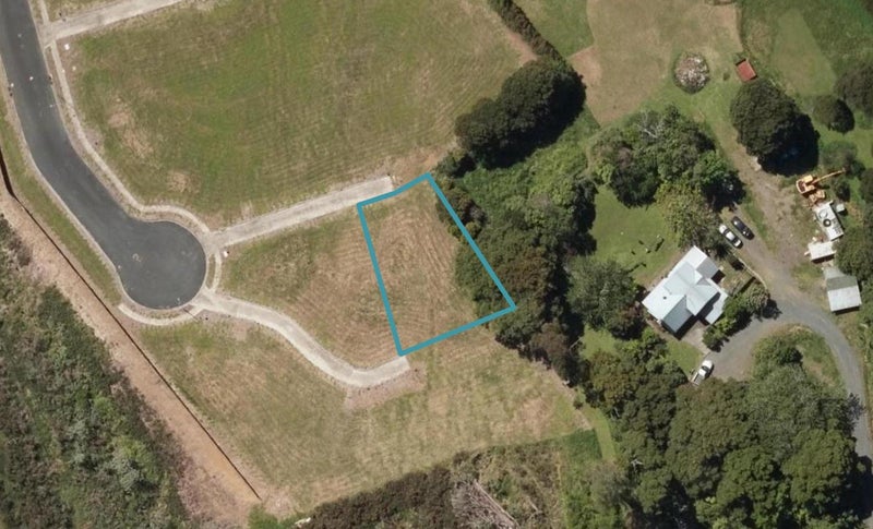 43 Pearce Drive, Te Kamo, Whangārei - Carousel 1