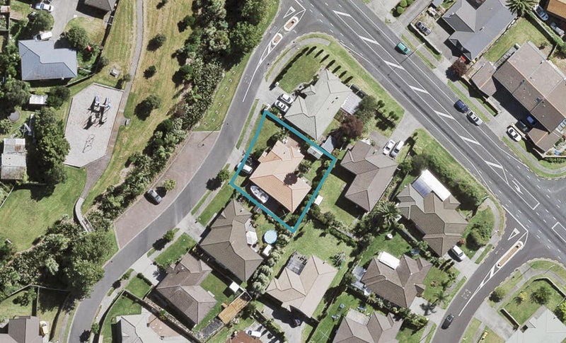 4 Ferngrove Avenue, Ranui, Auckland - Carousel 1