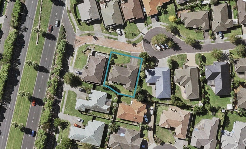 16 Brittas Place, East Tamaki, Auckland - Carousel 1