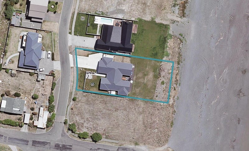 4 Mer Place, Bay View, Napier - Carousel 1