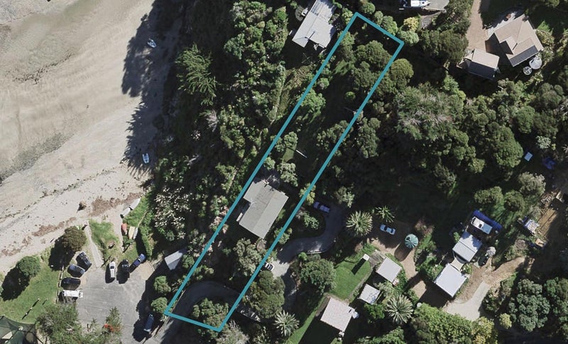 3 Goodwin Avenue, Oneroa, Waiheke Island - Carousel 1