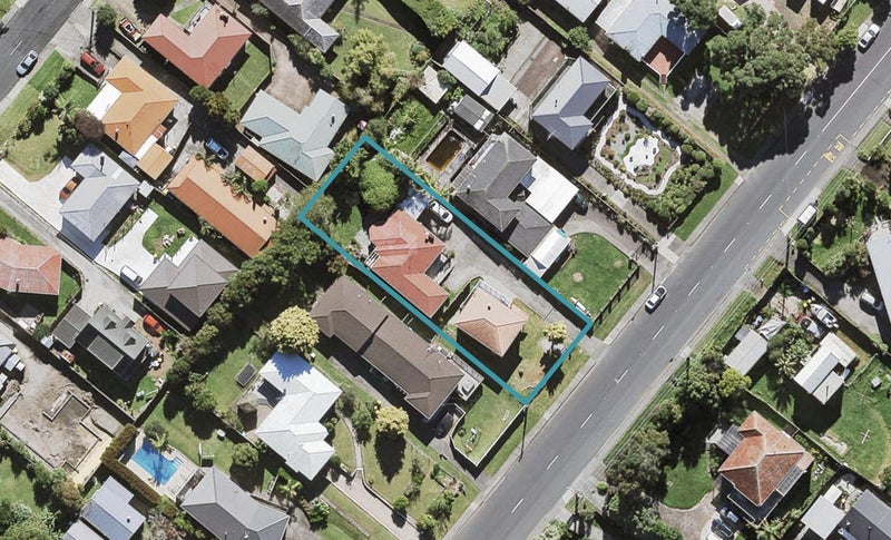 102 Hepburn Road, Glendene, Auckland - Carousel 1