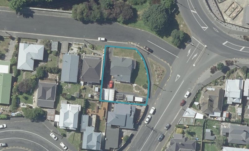 13 Caversham Place, Caversham, Dunedin - Carousel 1