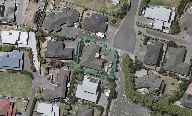 62 Margaret Road, Raumati Beach, Paraparaumu - Carousel 1