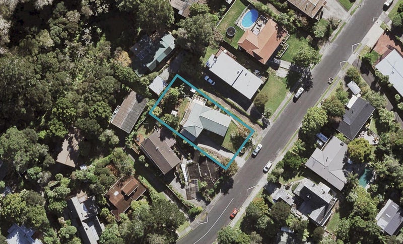 43 Park Hill Road, Birkenhead, Auckland - Carousel 1