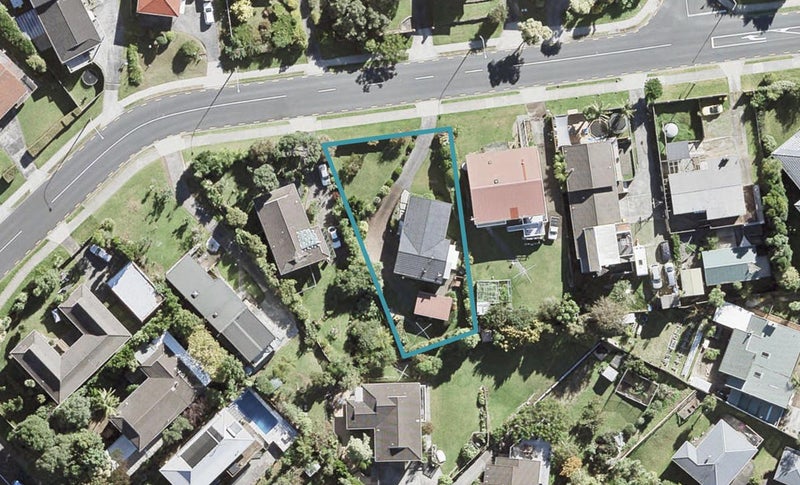 110 Glamorgan Drive, Torbay, Auckland - Carousel 1