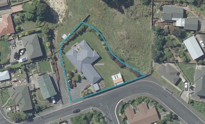 24 Paterson Street, Abbotsford, Dunedin - Carousel 1