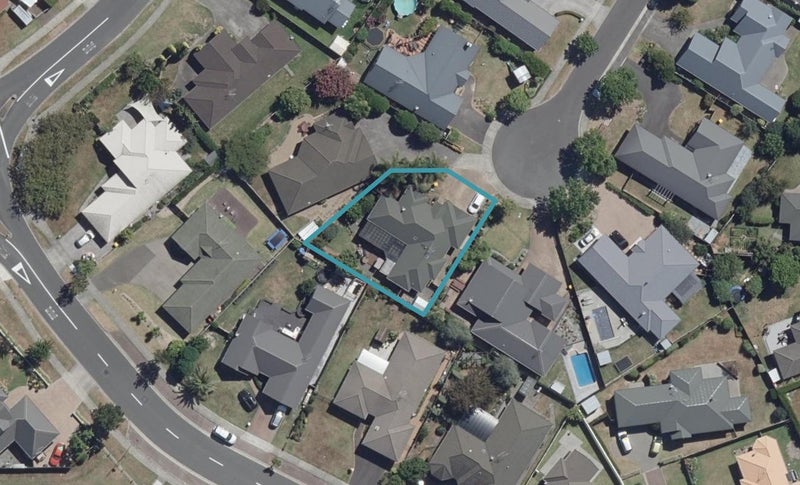 12 Kilmuir Place, Rototuna, Hamilton - Carousel 1