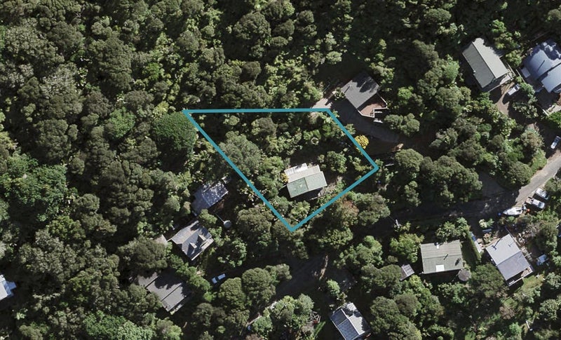 110 Fairview Crescent, Omiha, Waiheke Island - Carousel 1