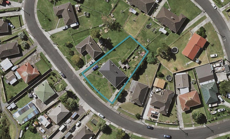 18A Velvet Crescent, Otara, Auckland - Carousel 1