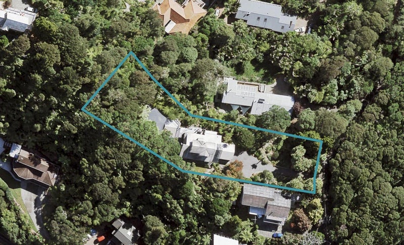 5A The Drive, Titirangi, Auckland - Carousel 1