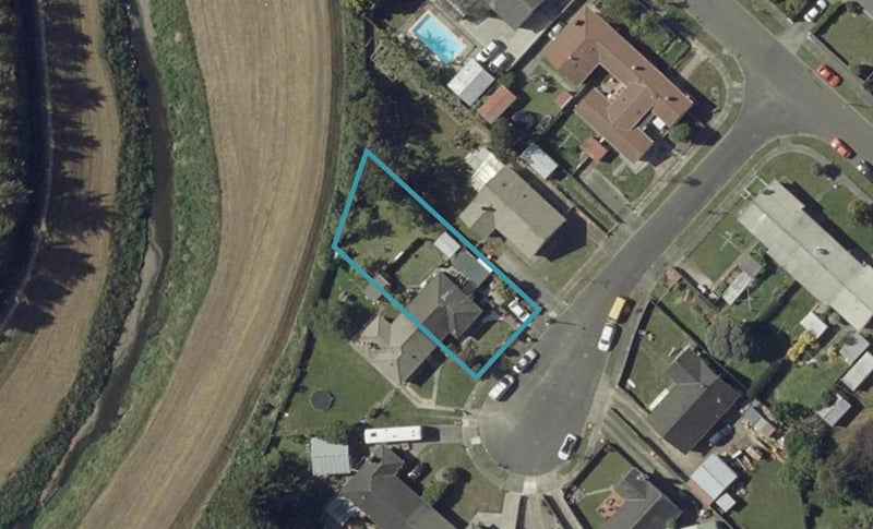 15 Kupe Place, Highbury, Palmerston North - Carousel 1