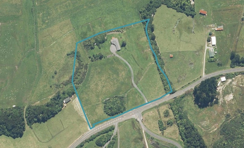 319 Rutherglen Road, Rutherglen, Greymouth - Carousel 1