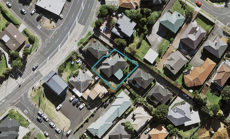 146 Hillsborough Road, Hillsborough, Auckland - Carousel 1