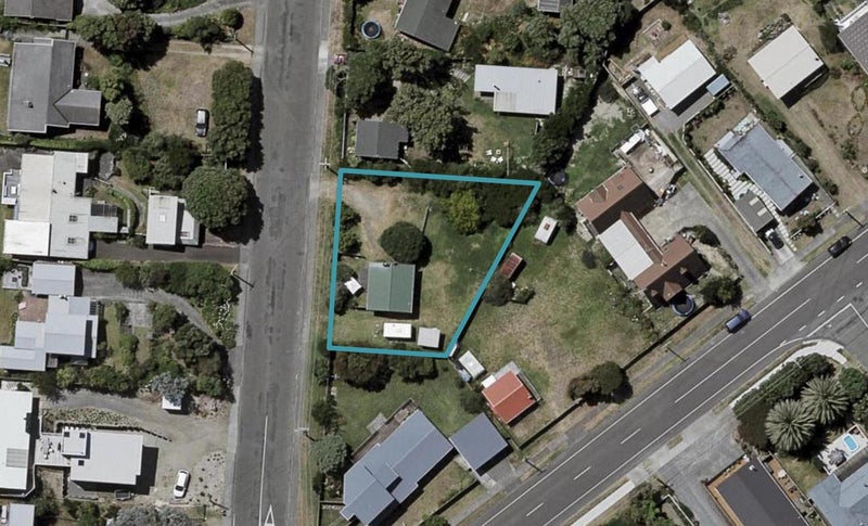 40 Field Way, Waikanae Beach, Waikanae - Carousel 1