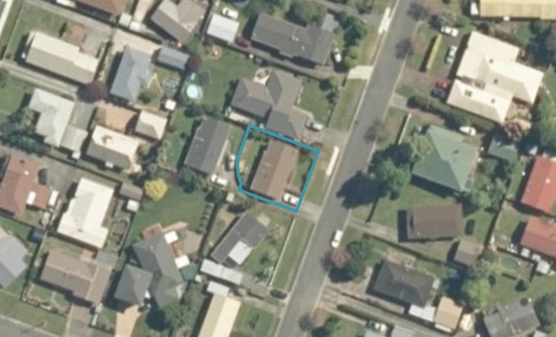9A Vennell Street, Leamington, Cambridge - Carousel 1