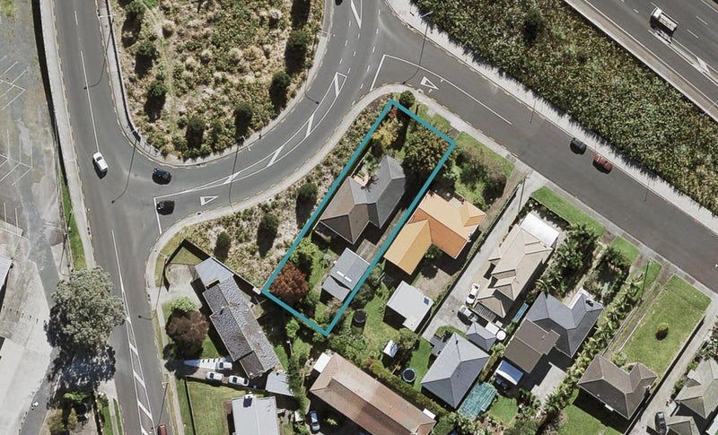 58 Melrose Road East, Hillsborough, Auckland - Carousel 1