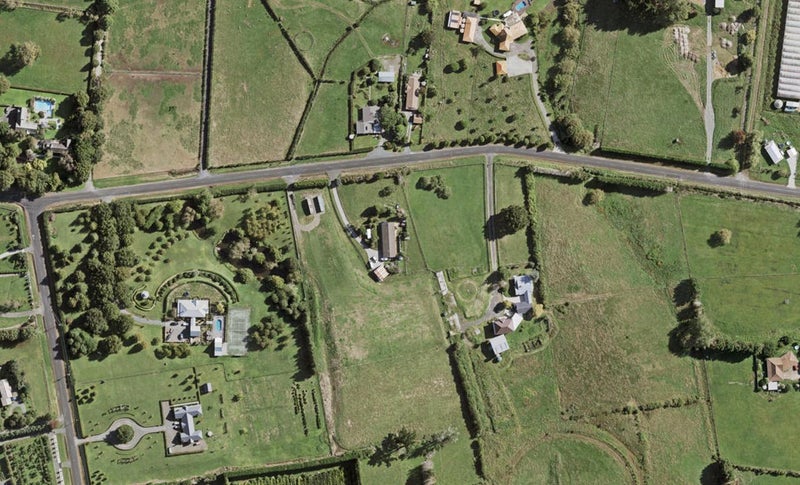 12 Humarie Way, Karaka, Papakura - Carousel 1