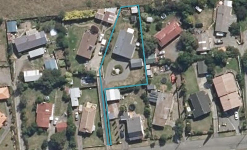 16A Flower Street, Bulls - Carousel 1