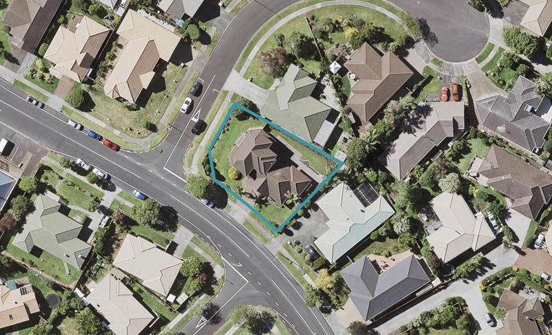 69 Kilimanjaro Drive, Northpark, Auckland - Carousel 1