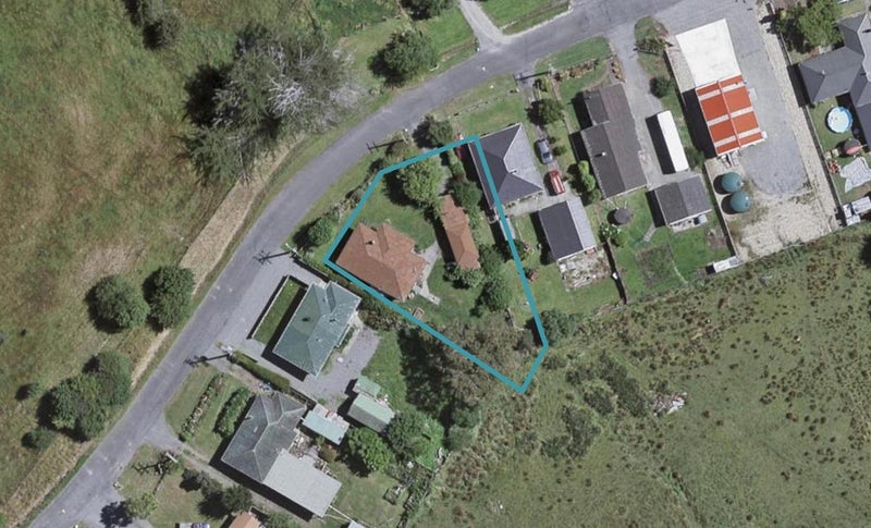 19 Blackhill Road, Tinui - Carousel 1