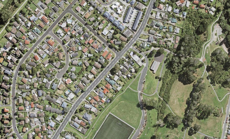 82 Seymour Road, Sunnyvale, Auckland - Carousel 1