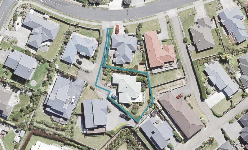7 James Nairn Grove, Riverstone Terraces, Upper Hutt - Carousel 1
