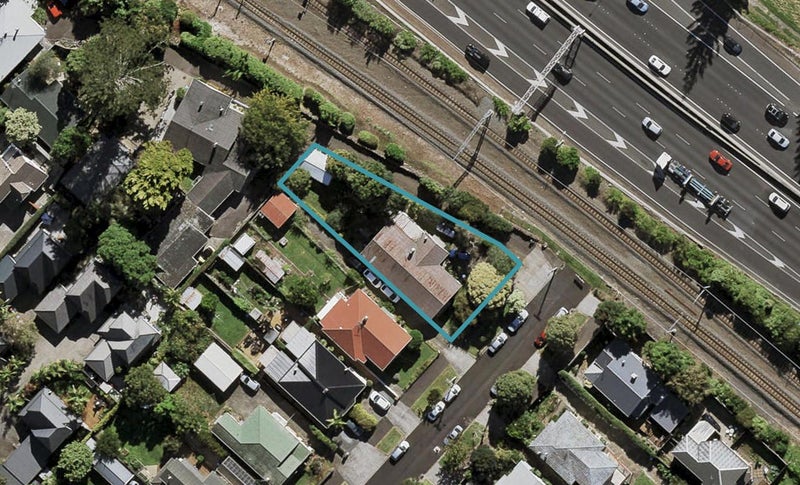 14 Adam Street, Greenlane, Auckland - Carousel 1