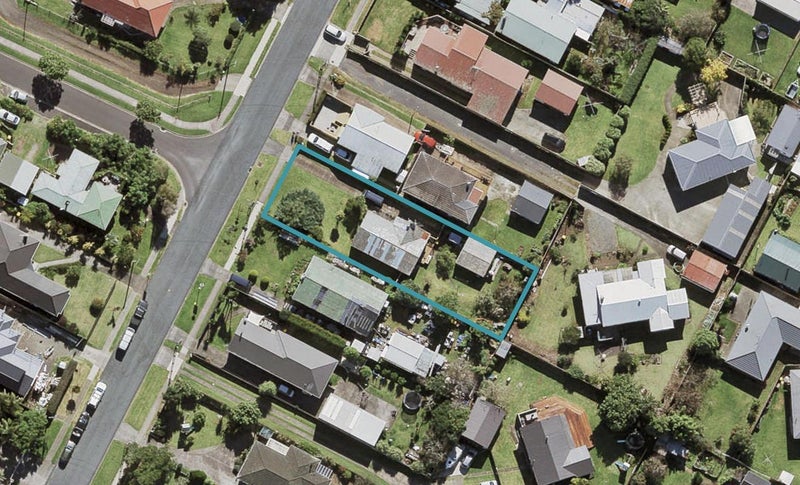 14 House Avenue, Mangere Bridge, Auckland - Carousel 1