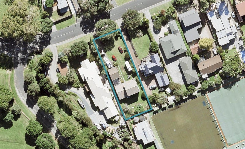 50 Laurence Street, Manly, Whangaparaoa - Carousel 1