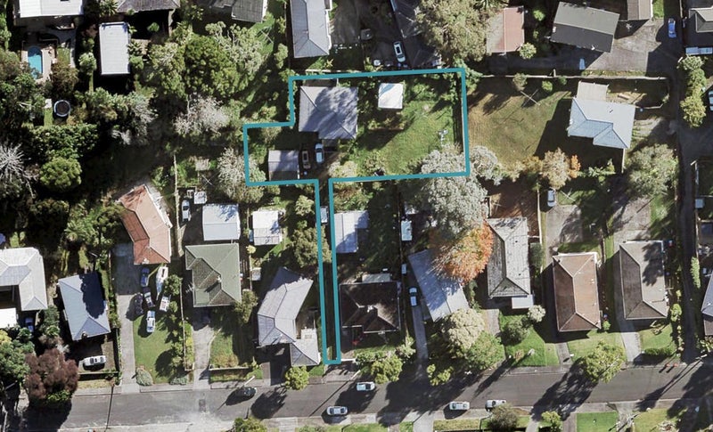 56 Shoreham Street, Avondale, Auckland - Carousel 1