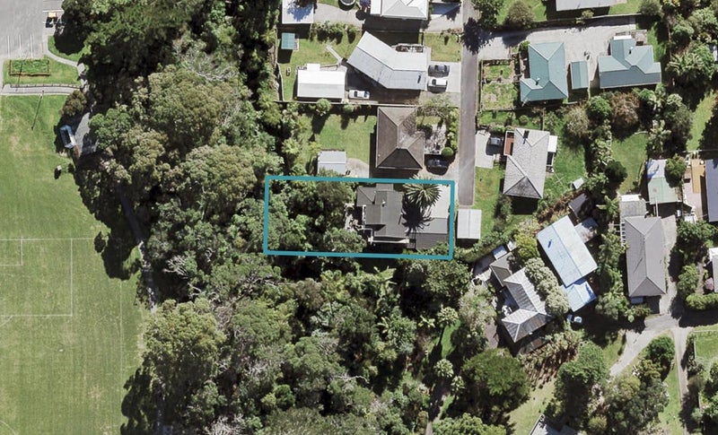 52 Melba Street, Beach Haven, Auckland - Carousel 1