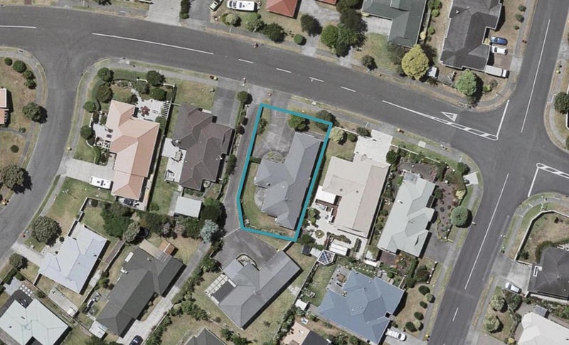 316 Manly Street, Paraparaumu Beach, Paraparaumu - Carousel 1